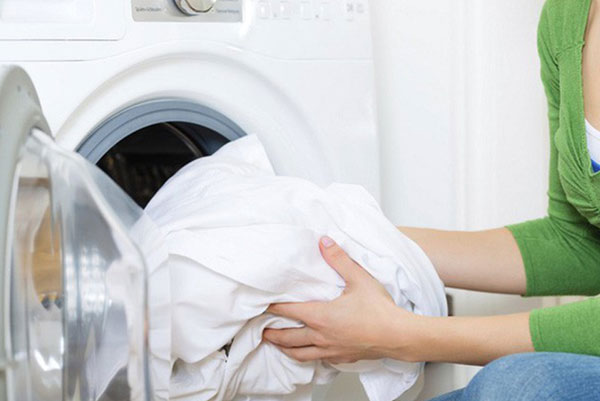 máy giặt bao nhiêu cân thì giặt được chăn