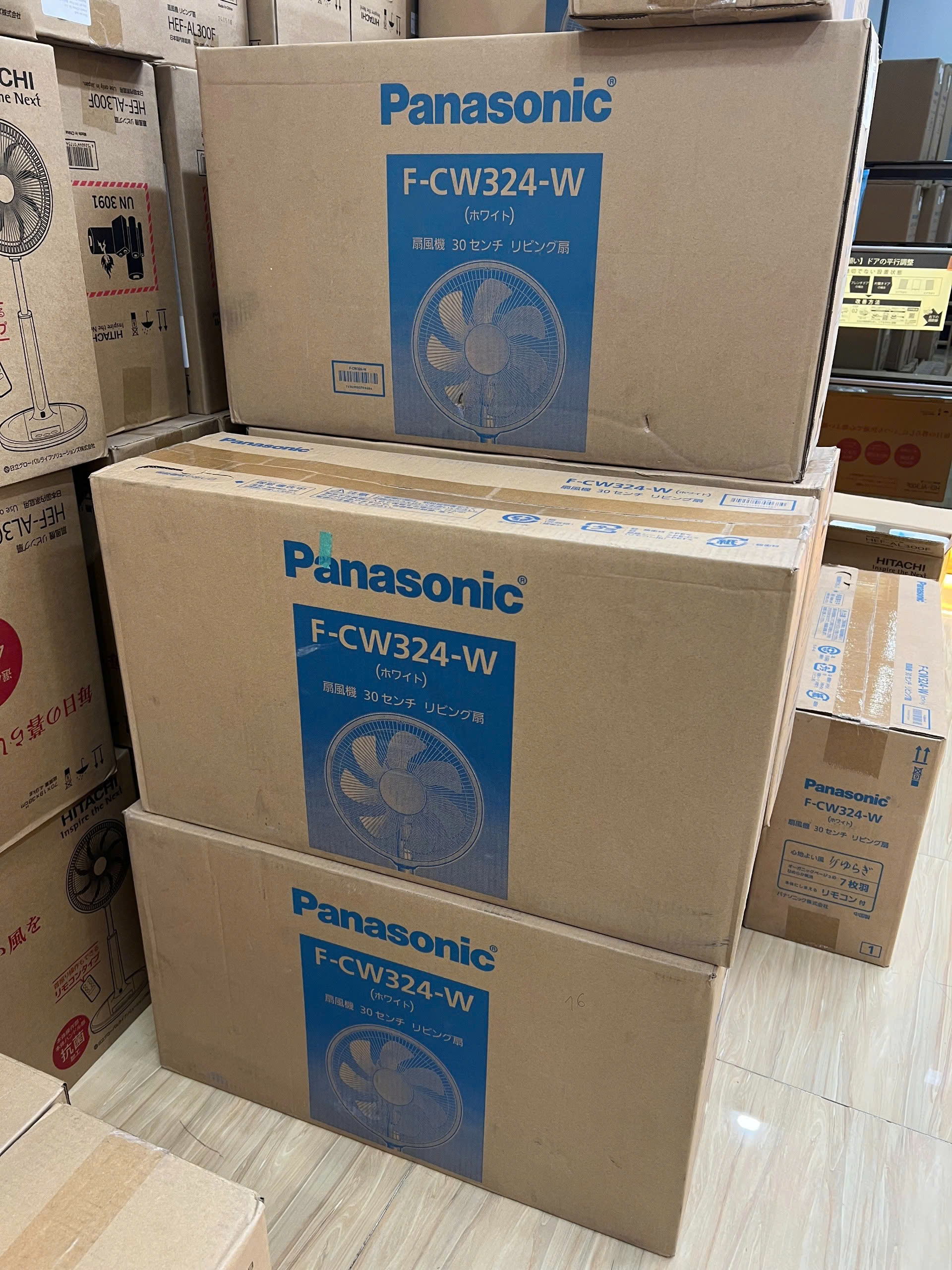 Quạt điện Panasonic F-CW324