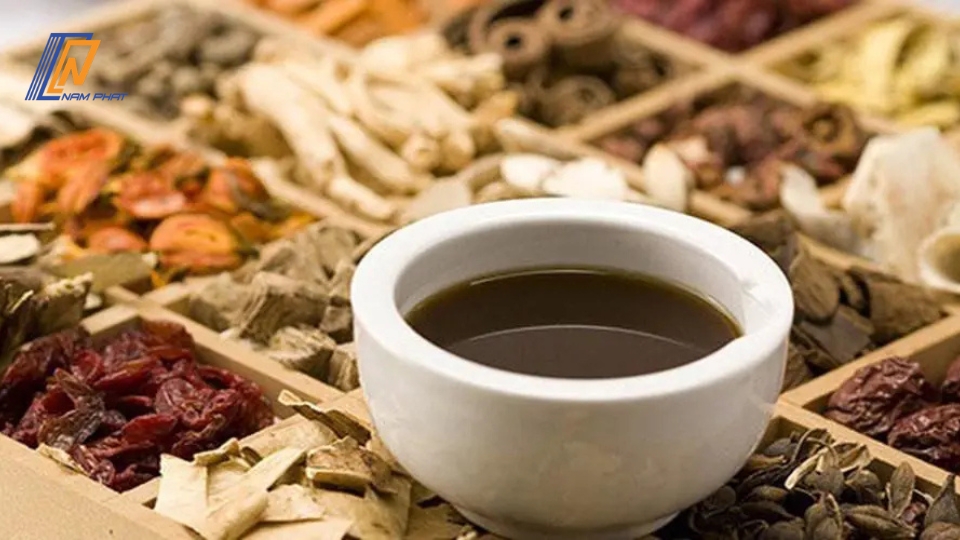 Thuốc bắc sắc xong để tủ lạnh được không