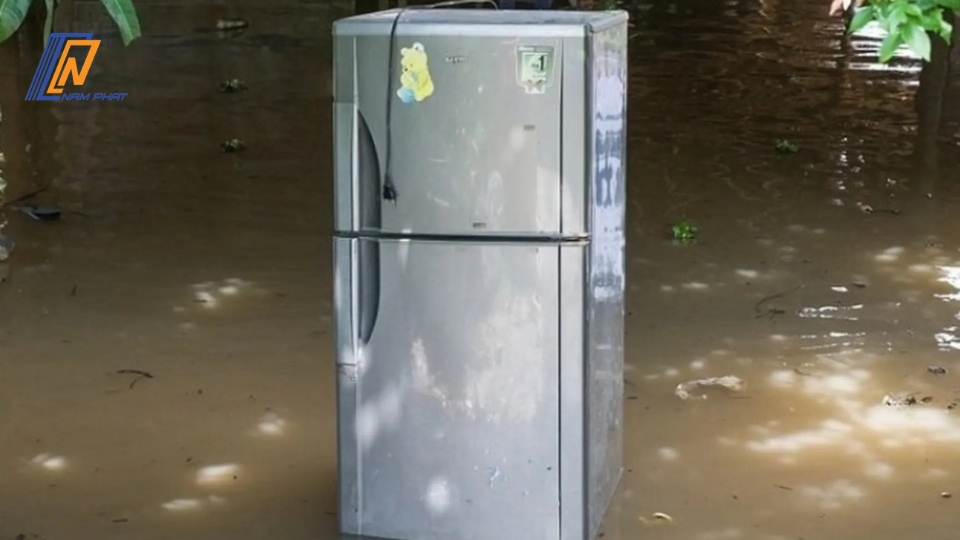 Tủ lạnh bị ngập nước có sao không