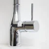 Tay gạt điều chỉnh nước của vòi rửa bát KVK KM6061EC thiết kế gọn đẹp