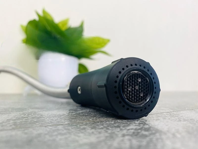 Đầu vòi rửa bát TOTO TKN34PBRRA với chế độ phun nước