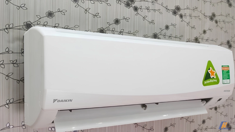 Điều hòa Nhật Inverter giúp giữ nhiệt độ ổn định và tiết kiệm điện.