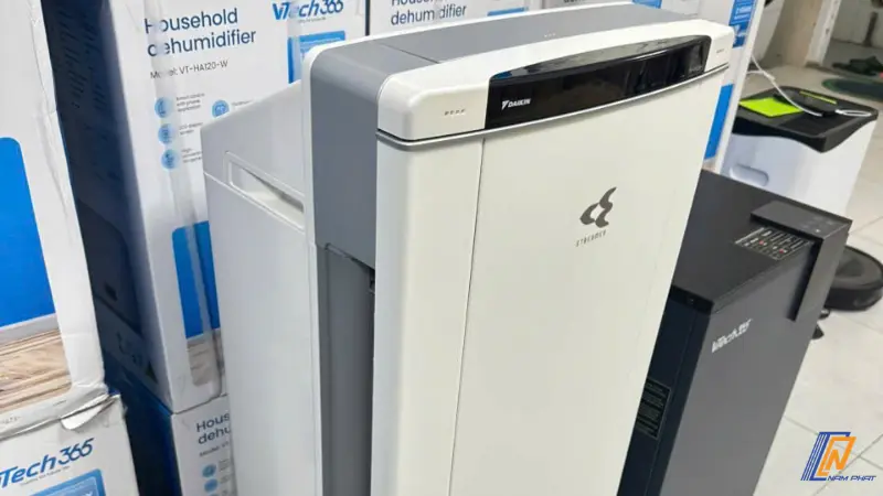 Showroom Hàng Nhật Nam Phát bàn giao hướng dẫn kỹ thuật máy lọc Daikin