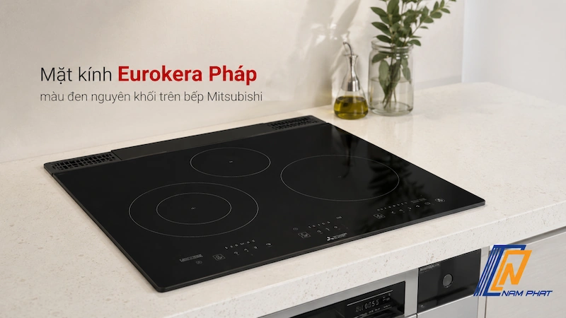 Mặt kính Eurokera Pháp màu đen nguyên khối trên bếp Mitsubishi