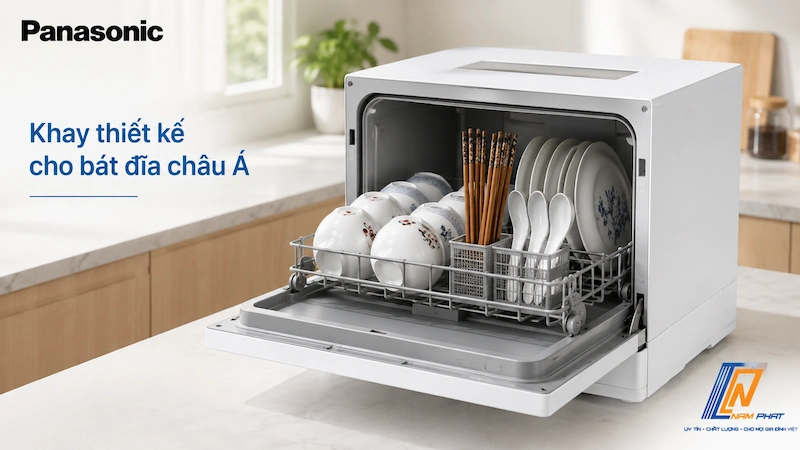 Khay máy rửa bát Panasonic nội địa Nhật thiết kế phù hợp bát cơm và đũa thìa kiểu châu Á.