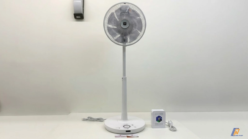 Quạt Nhật nội địa 100V cần dùng biến áp khi sử dụng tại Việt Nam.